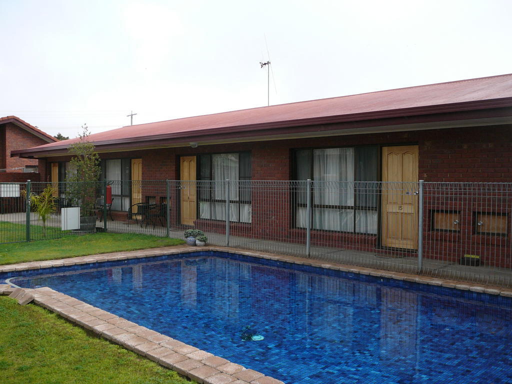 Murray River Motel Суон-Гілл Екстер'єр фото